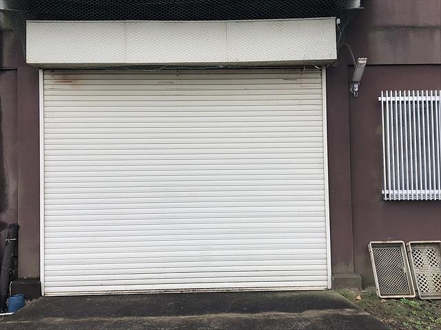 倉庫のシャッター