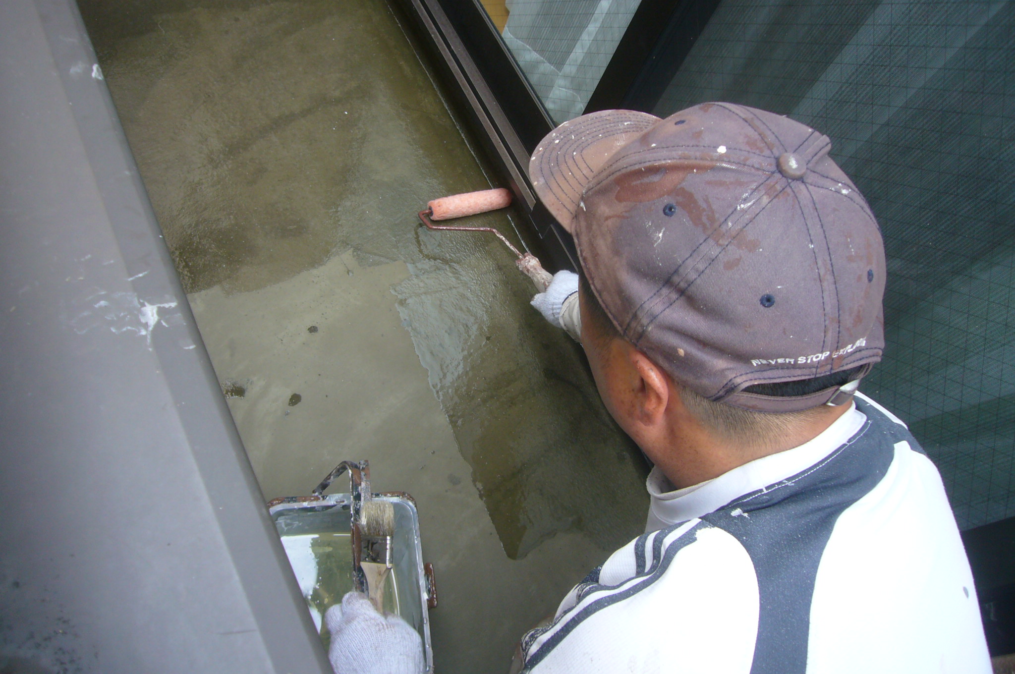 防水用プライマー塗布