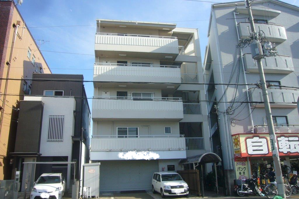 震災後、高槻市にて５階建ての集合住宅の現場調査に伺いました～外壁編～