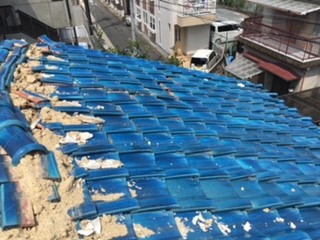 茨木市にて屋根の現場調査に伺いました。
