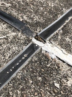 大阪市淀川区にて屋上防水工事の現場打ち合わせを行いました。