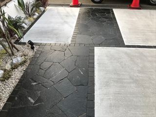 施工後のタイル床