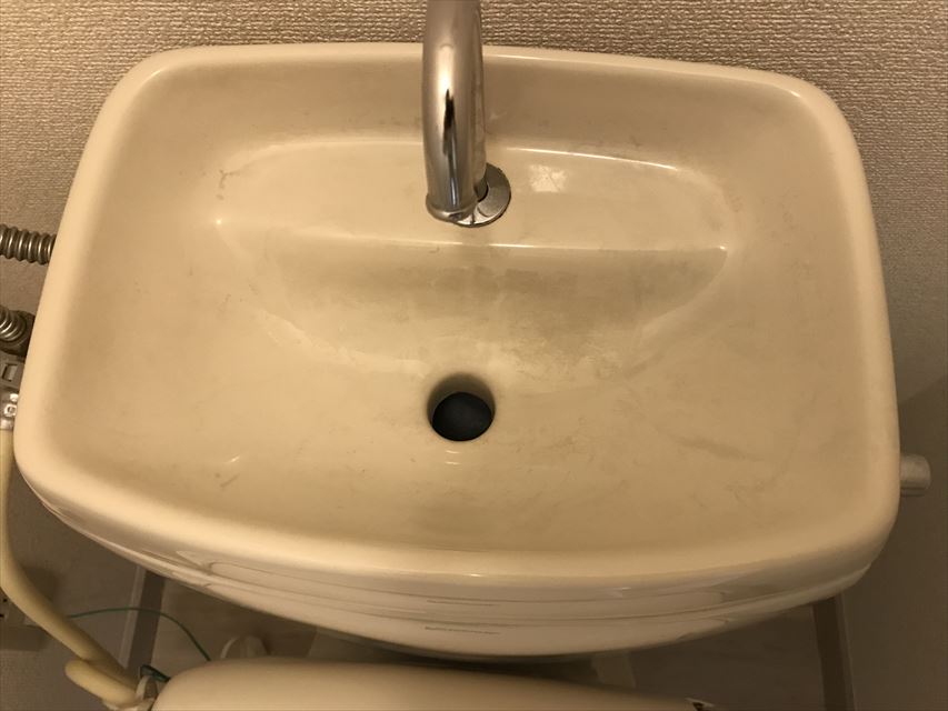 塗装前のトイレ便器