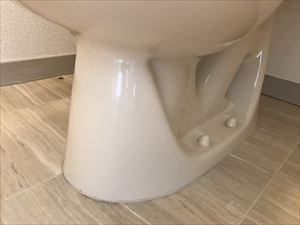 ガラスコートされたトイレ便器