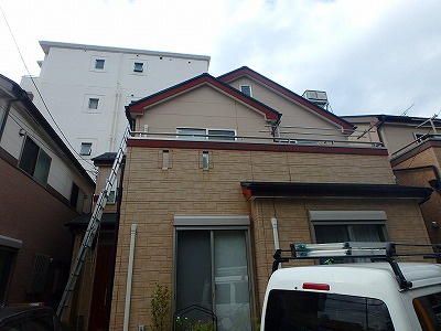 上尾市にて【ツートーン】外壁塗り替え塗装工事を行いました