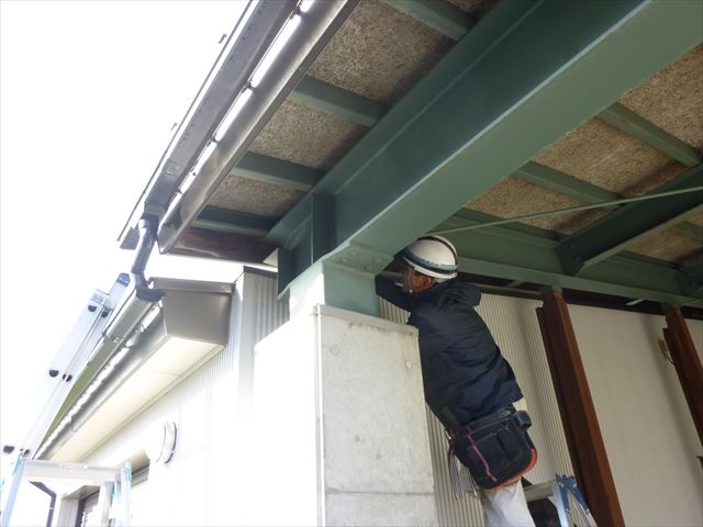 板金工事 フサギ加工