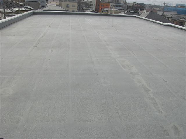 蓮田市マンションの屋上防水工事を施工しました。