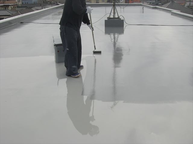 蓮田市マンション屋上上塗り