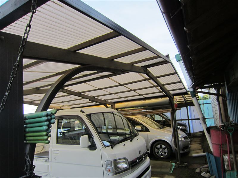 車庫の屋根撤去前