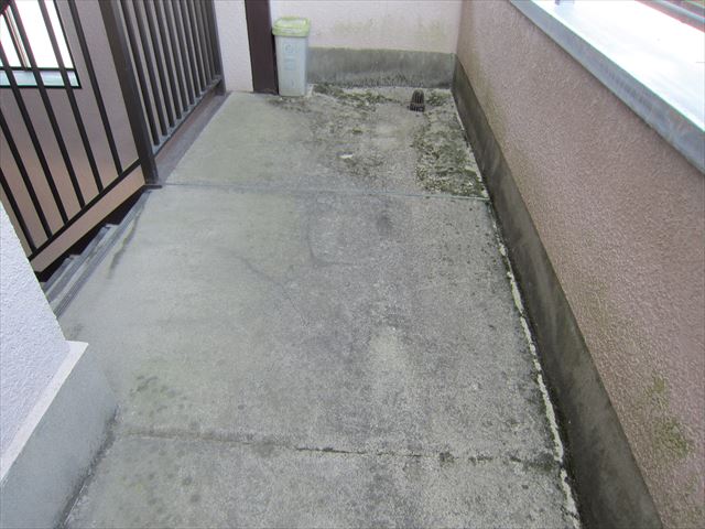 白岡市マンション 共用部通路点検
