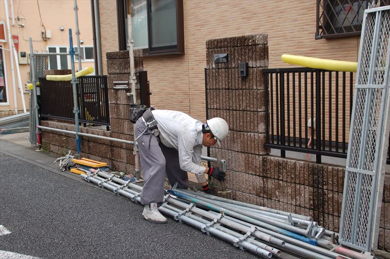 足場の足取付け