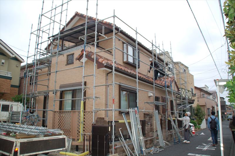 南面足場のポール組み立て4