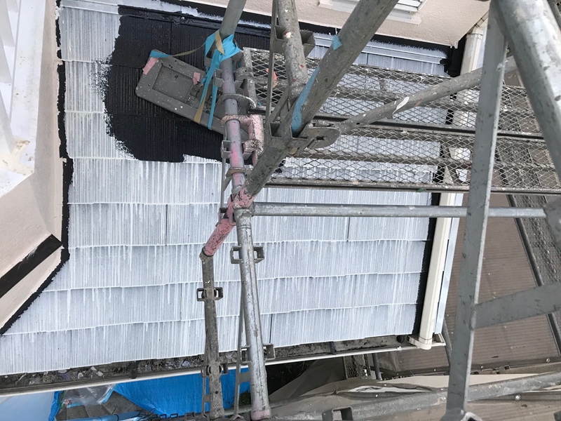 ニッペ「サーモアイシーラー」で屋根下塗り
