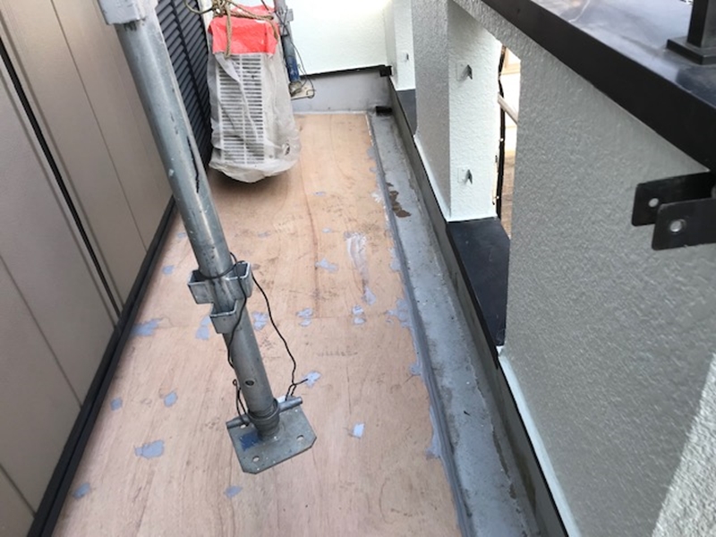 ベランダ防水合板張り完了