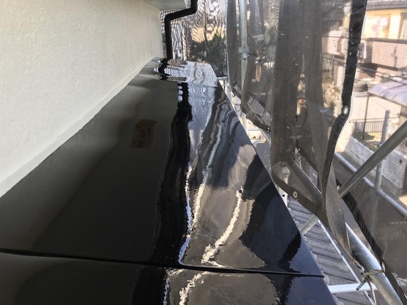 1,2階間の水切り部塗装