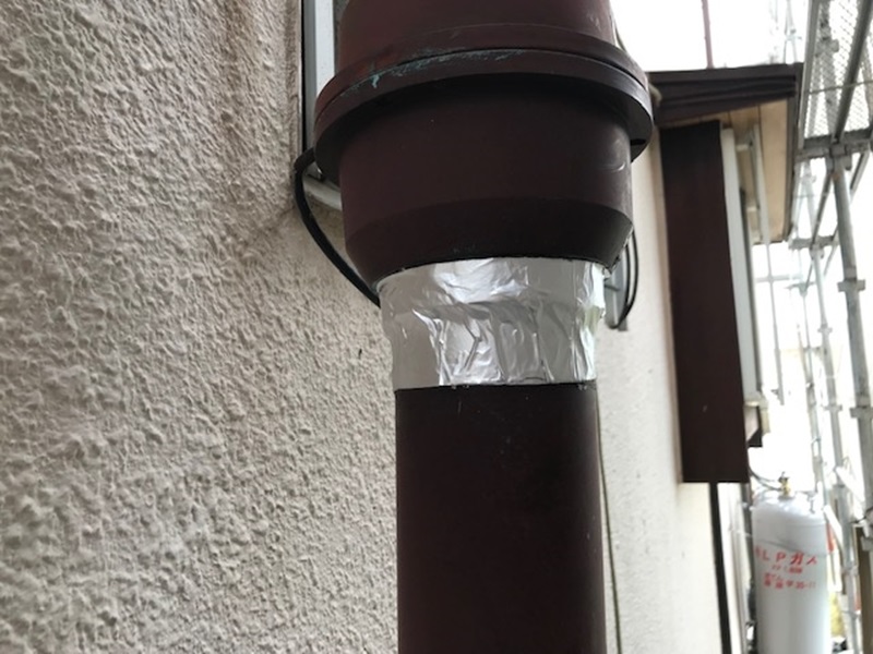 トイレ排気管補修後