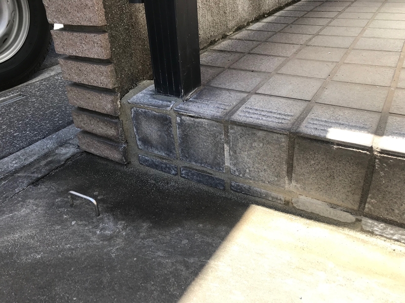 車庫角タイル補修後