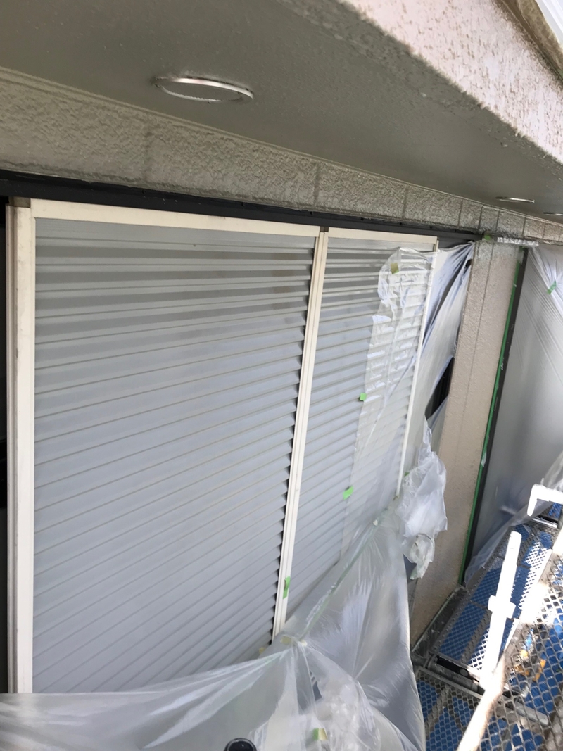 2階窓養生剥がし