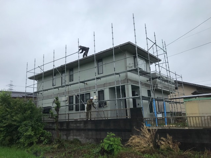 足場解体作業