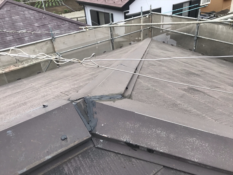 上尾市屋根塗装前の棟板金補修