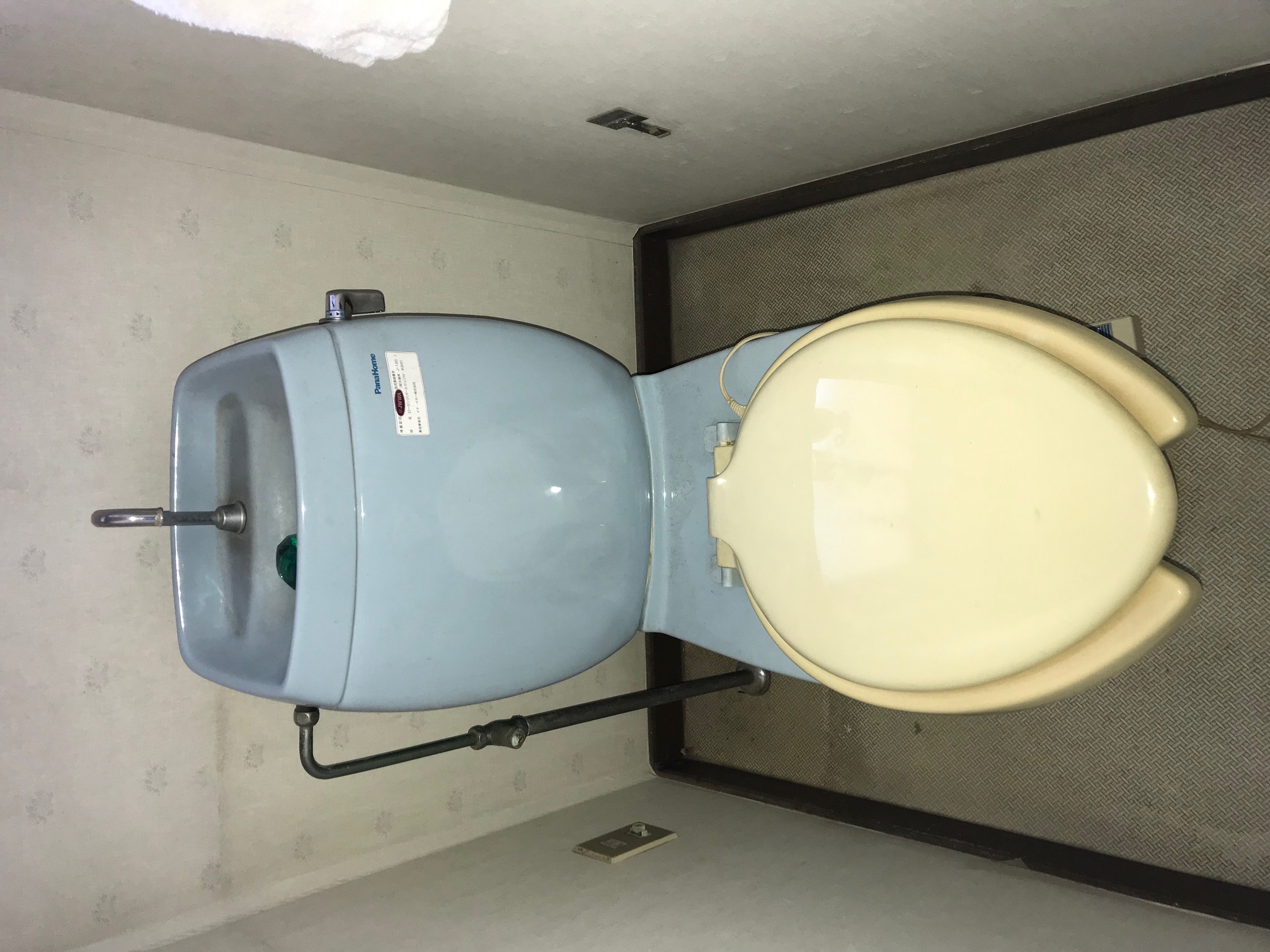 蓮田市で便器の交換工事に伺いました。