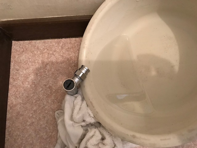 給水管水点検