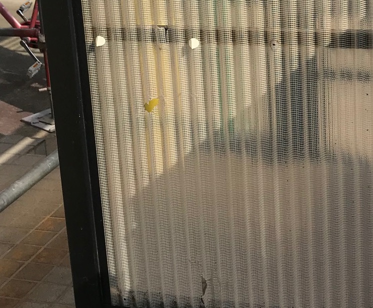 サイクルポート波板破損
