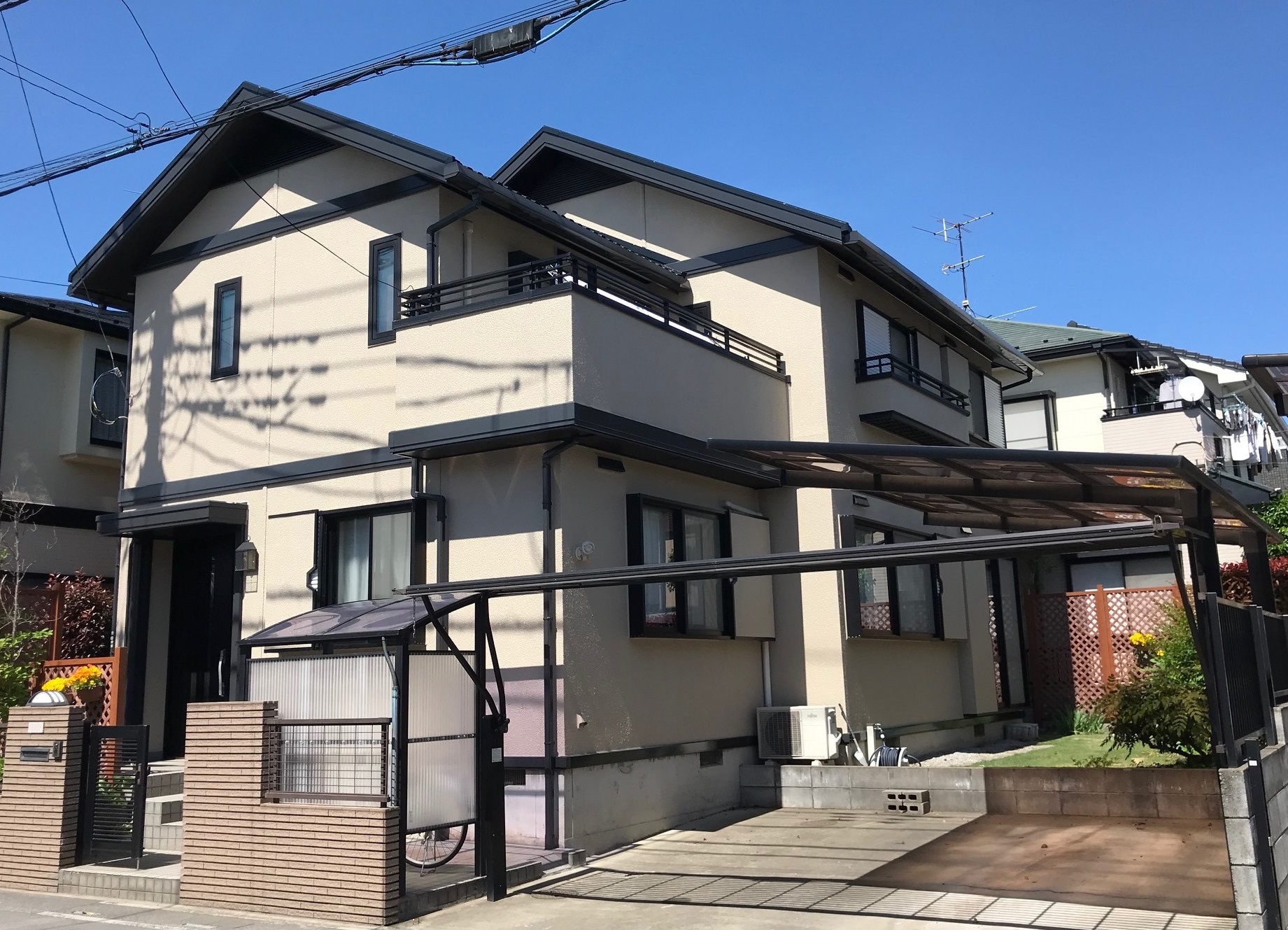 さいたま市北区屋根・外壁塗装完成し足場解体後の姿＆タイル補修