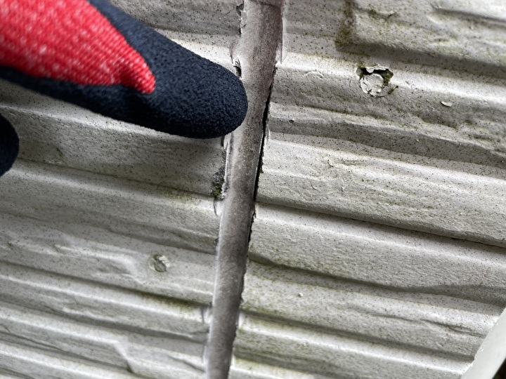 シーリングが劣化した状態