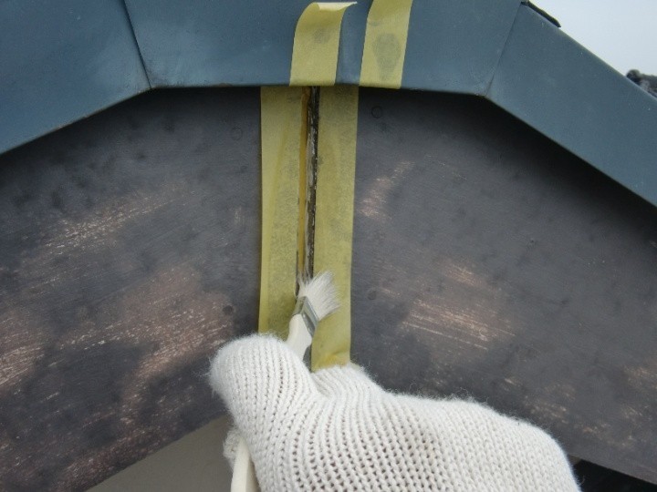 プライマーを塗布作業