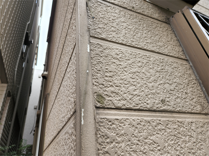 北区神谷にてモルタル吹き付けをしたサイディング外壁の現地調査を実施し外壁塗装工事をご提案！
