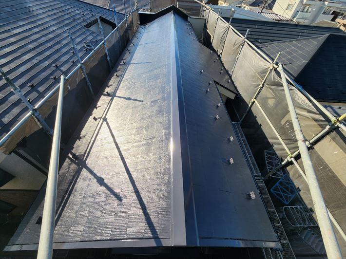 豊島区駒込にてサーモアイSi(クールブラック)を使用した屋根塗装工事とナノコンポジットＷ（ＮＣ-32）を使用した外壁塗装工事を実施