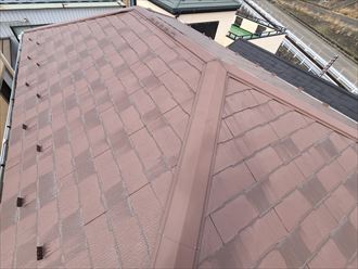 江戸川区小松川にて日本ペイントのパーフェクトベストを使用した屋根塗装工事を実施、色はブラウンになります