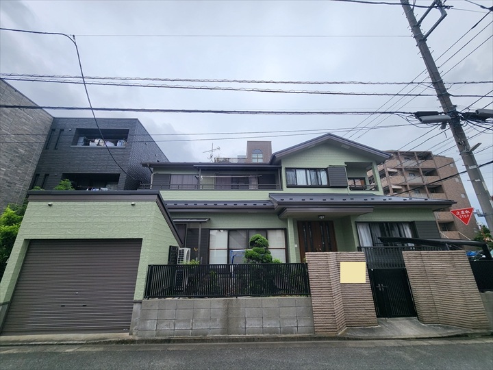 外壁塗装工事と付帯部塗装工事が完了