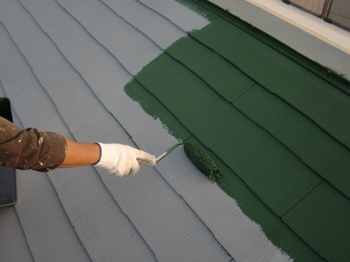 屋根の塗装風景