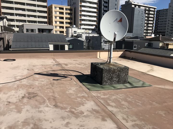江東区南砂で陸屋根屋上の通気緩衝工法による防水工事（税込約900,000円）を施工させて頂きました
