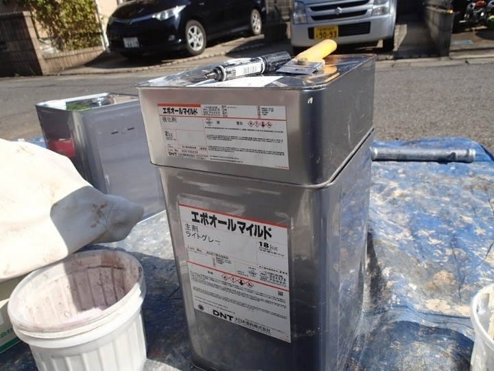 下塗りとして錆止め塗料を使用