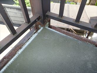 江戸川区北小岩でアパート鉄部階段の塗装のご相談を受けましたが・・・