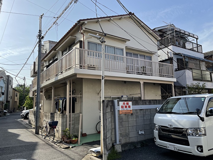 鉄部塗装工事が完了したお客様の住宅