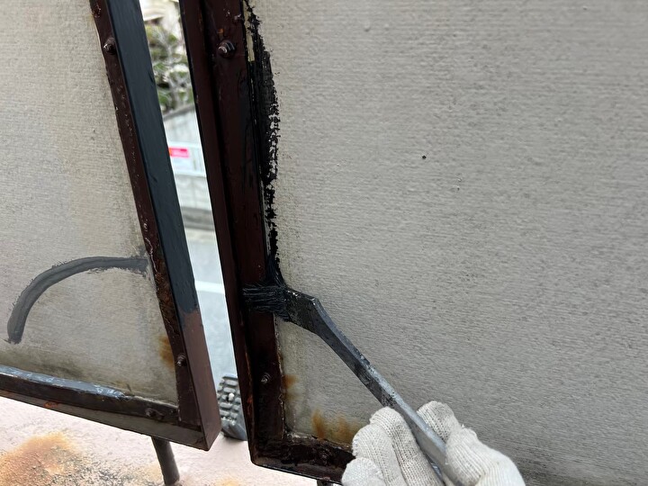 マイルドサビガードの下塗り作業