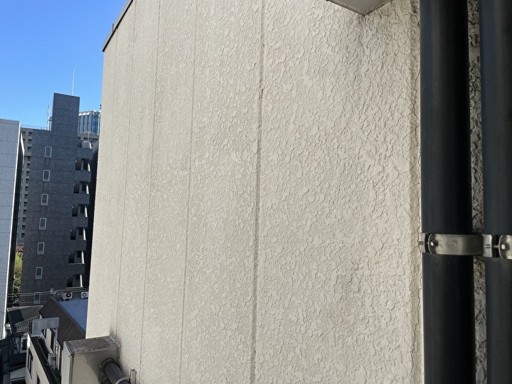 ALC外壁の経年劣化による色褪せ