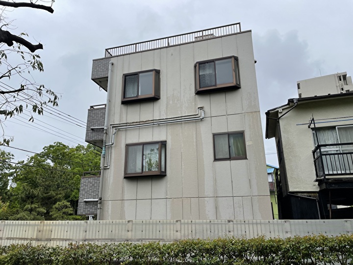 ALC外壁を塗装工事する前に現地調査した風景