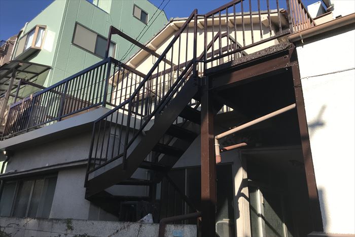 江戸川区中央で鉄製階段のメンテナンス、鉄部塗装工事を施工致しました