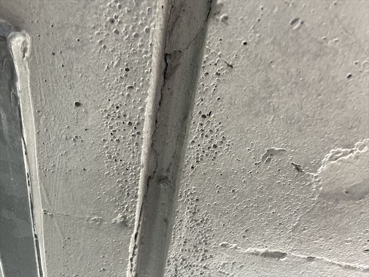 中央区築地にてビルの外壁目地から雨漏りが発生！補修工事の全容と詳細！