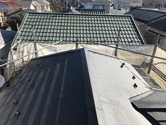 スーパーガルテクトの屋根カバー