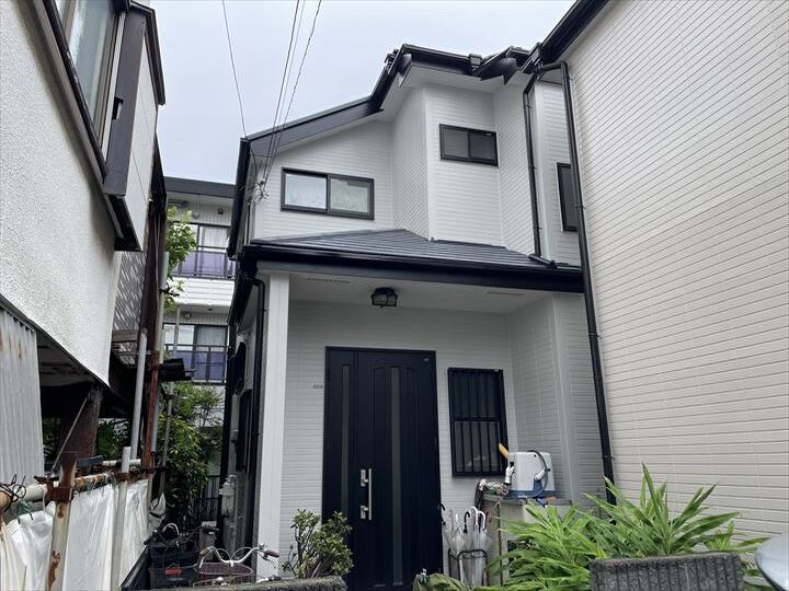 江戸川区春江町にてエスケープレミアムシリコン（SR-177）を用いた外壁塗装工事を行いました