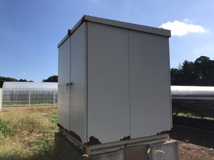 ケレン作業後のキュービクル