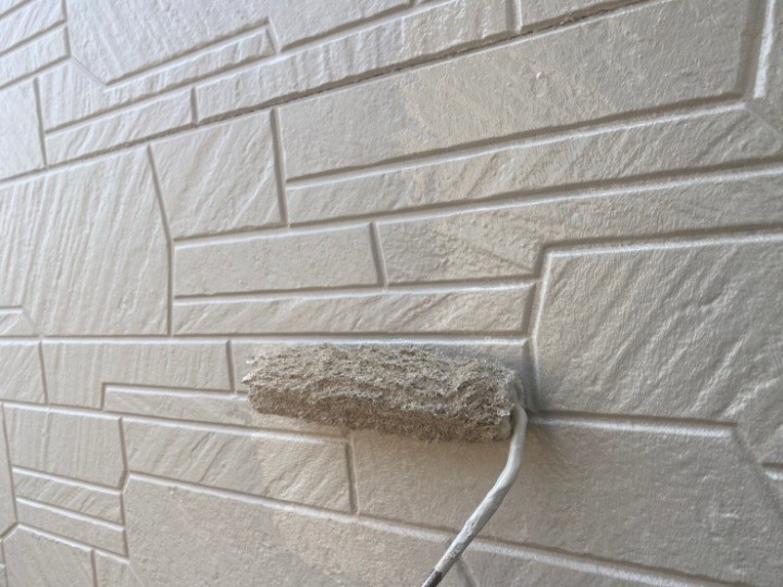 ナノコンポジットWを用いた外壁塗装風景