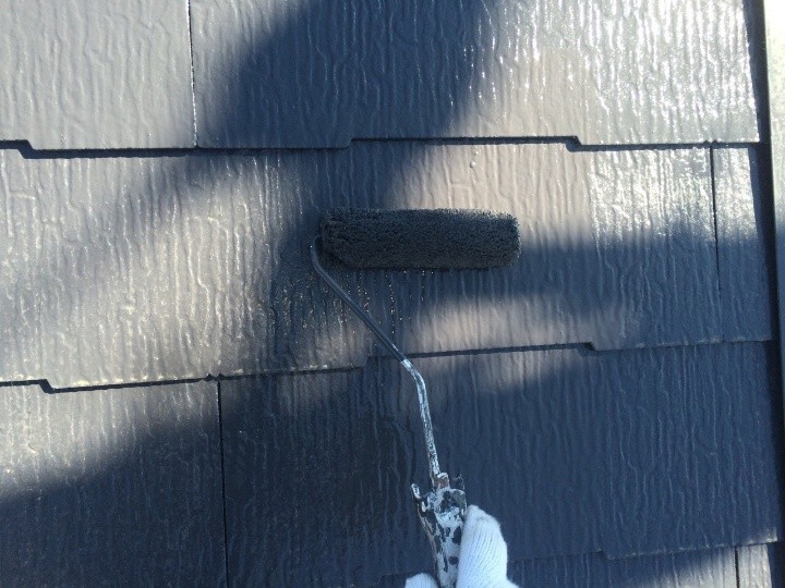 屋根塗装の上塗り工程