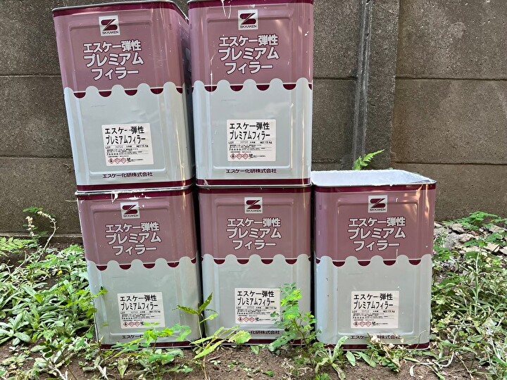 使用する下塗り材はエスケー弾性プレミアムフィラー